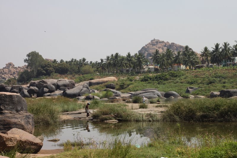India 2010 - Hampi - Virupapur Gaddi - Tungabhadra River